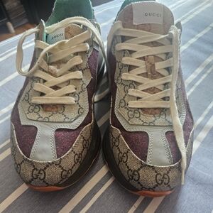 Gucci shoes  size 11
